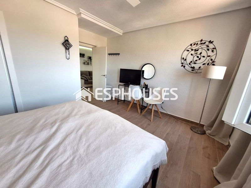 Foto a8903123-8672-4fcd-99dc-73ad35654fcc. Apartament amb aparcament piscina a Centro Rojales