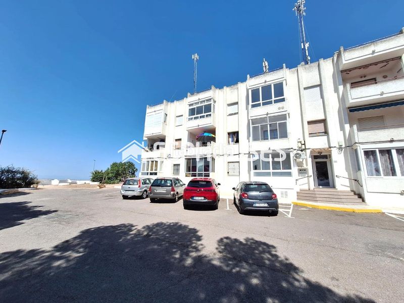 Foto b797e5fe-82b1-4ad1-ab75-b0d46e030b63. Apartament amb aparcament piscina a Centro Rojales