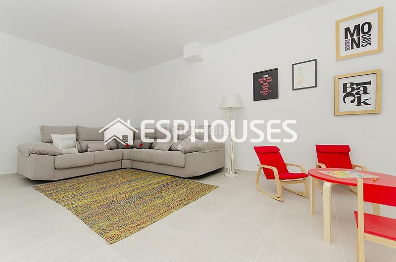 Foto 7d5b3541-4576-48e9-a54d-fc3d55ef7a6f. Casa amb aparcament piscina a Campoamor Orihuela