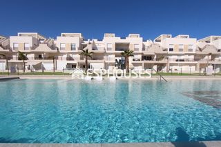 Planta baixa a El Raso. Apartamento en planta baja a estrenar en guardamar del segura