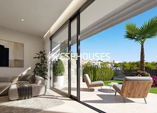 Reihenhaus in Llsboa s/n. Casa adosada de obra nueva en sierra cortina, finestrat