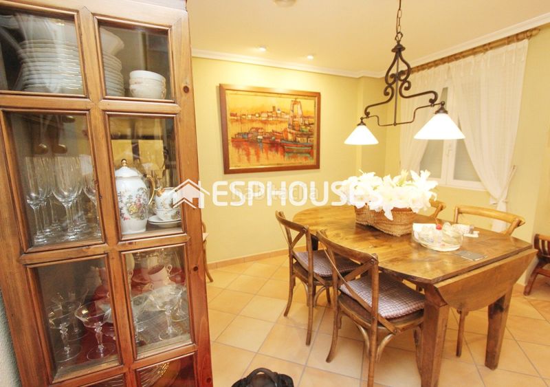 Foto 0122a5d3-30b4-4967-9aef-68ac448233e3. Apartament amb aparcament a Altea ciudad Altea