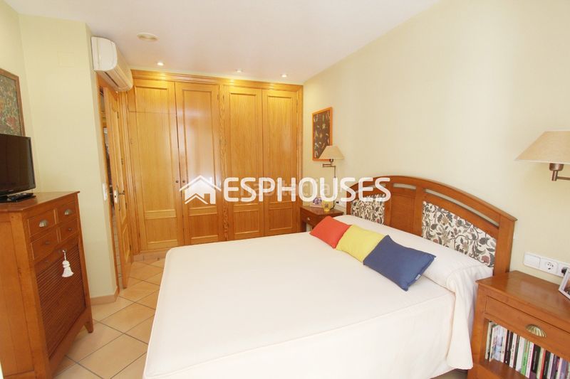 Foto 4a0e32fa-2e02-47f5-9bc8-e45213a59604. Apartament amb aparcament a Altea ciudad Altea