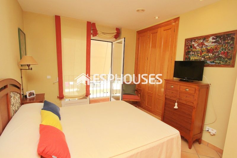 Foto 8b8a80de-9154-4655-a624-be51ecdc3bd5. Apartament amb aparcament a Altea ciudad Altea