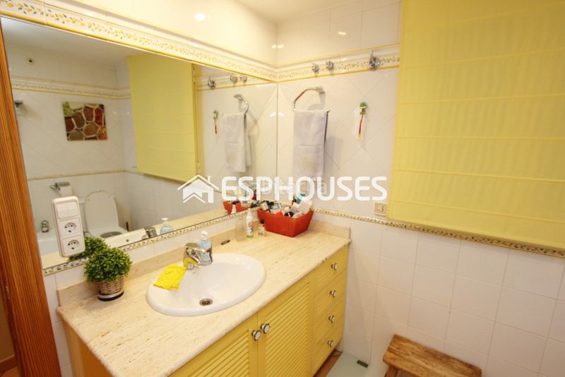 Foto 8dfbb4b7-9644-491c-965a-216dd2c05192. Apartament amb aparcament a Altea ciudad Altea
