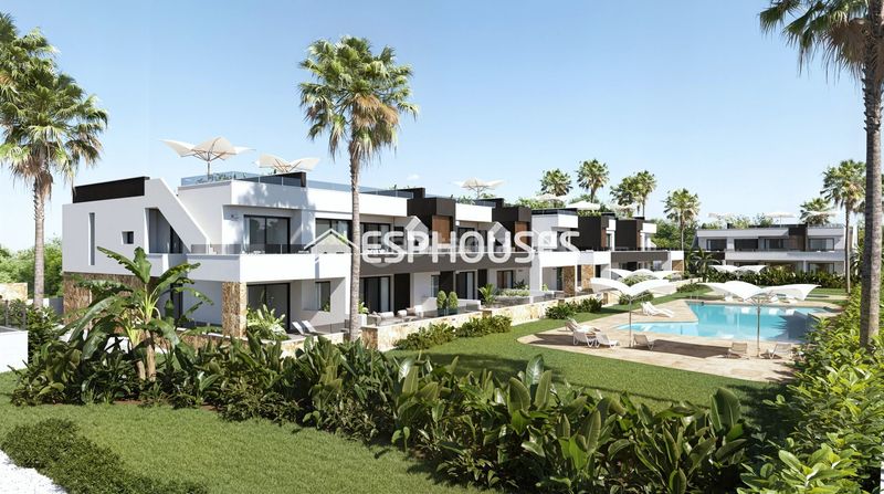 Foto ca113ae3-63ff-4a23-9cf4-ba1d7d401093. Planta baixa amb aparcament piscina a Lo Marabú Rojales