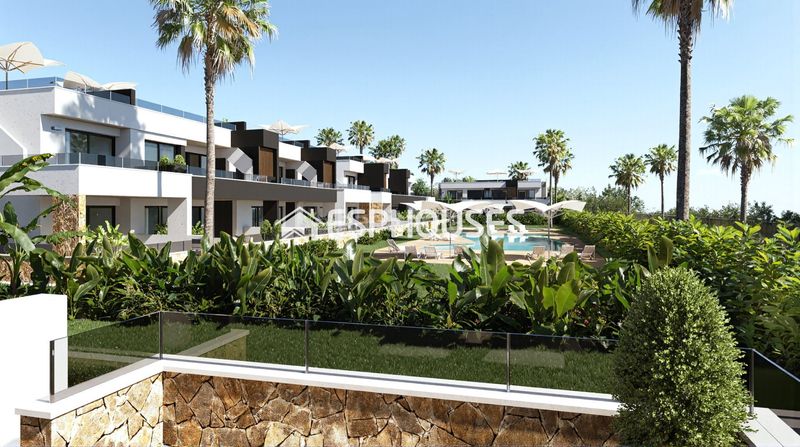 Foto f5d0b898-9a6d-4c51-82c2-2303f89b65ca. Planta baixa amb aparcament piscina a Lo Marabú Rojales