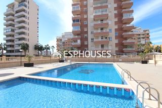 Apartament a Puerto Deportivo. Residencial al lado de la playa