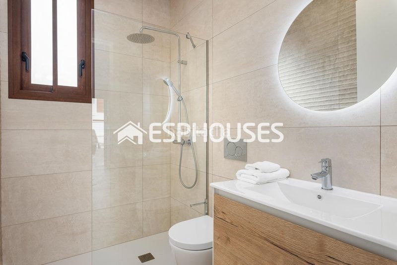 Foto faabd4ae-1e5e-4791-8286-48e9ed13dbe9. Xalet amb piscina a Las Salinas Vera