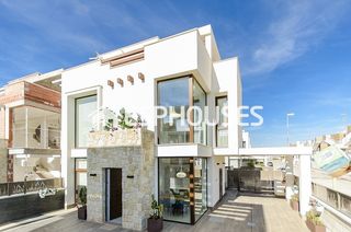 Chalet in Las Salinas. Villas de nueva construcción en vera, almeria