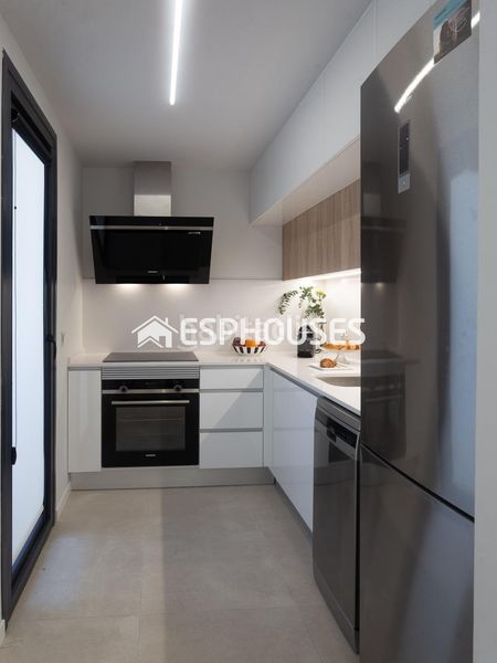 Foto 2aee3338-9e9a-48d3-aa80-10402b510470. Apartament amb piscina a L'Almadrava - L'Estanyó Dénia