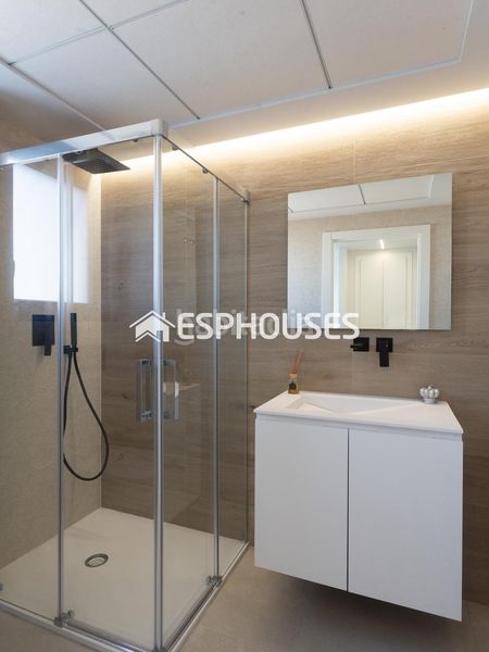 Foto 7f68299b-1226-404e-8ccb-6ed798a2af28. Apartament amb piscina a L'Almadrava - L'Estanyó Dénia