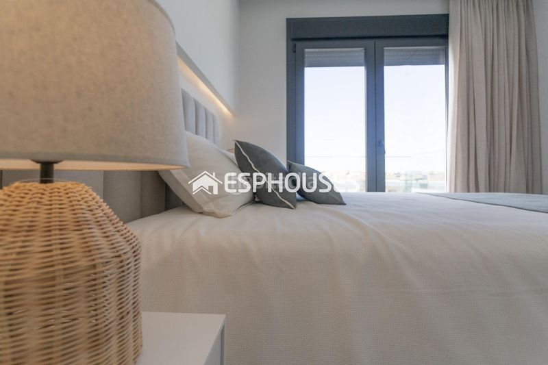 Foto c7b385ca-75d4-4421-8e17-25f7139179b9. Apartament amb piscina a L'Almadrava - L'Estanyó Dénia