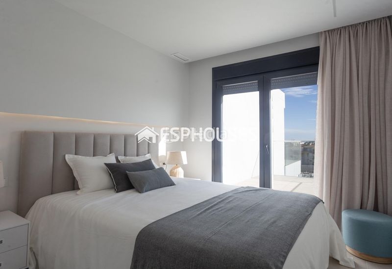 Foto e2193309-956b-4d12-8825-dfe7b93fcc18. Apartament amb piscina a L'Almadrava - L'Estanyó Dénia