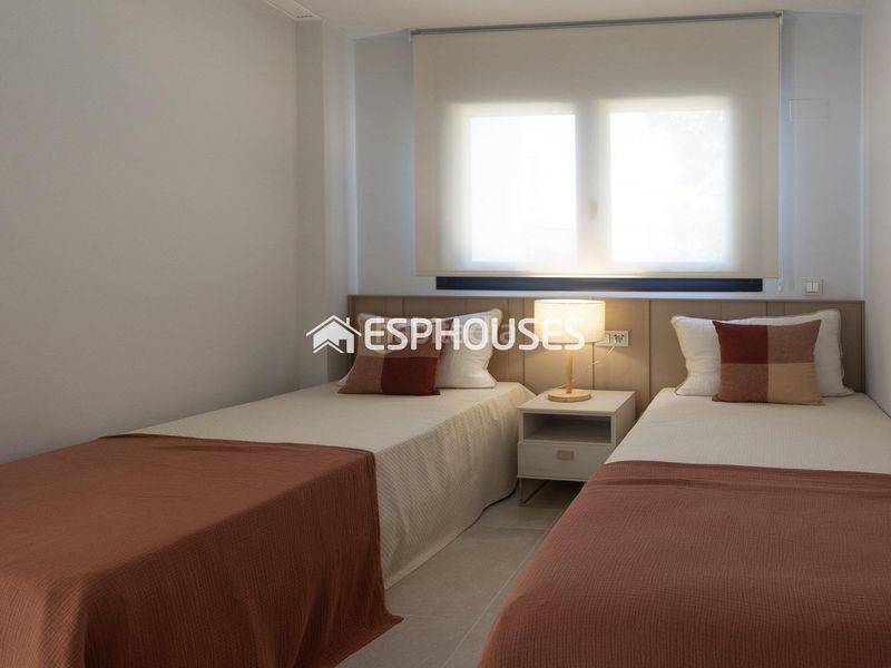 Foto ee5e0b94-b08e-46df-8ec1-f3e97fa4dc86. Apartament amb piscina a L'Almadrava - L'Estanyó Dénia