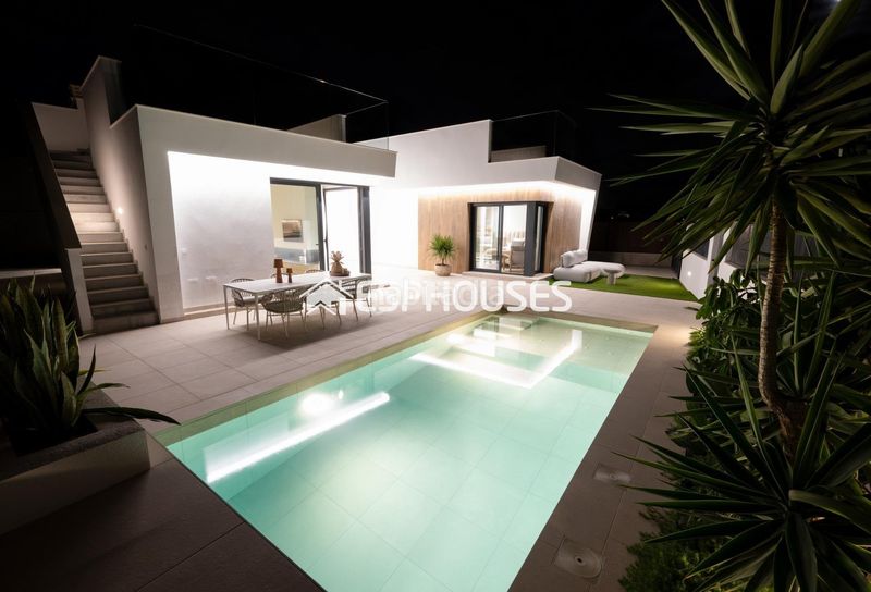 Foto 6d6bdec0-e1dd-49f1-8bb7-ff502de35c85. Xalet amb piscina a Baños y Mendigo Murcia