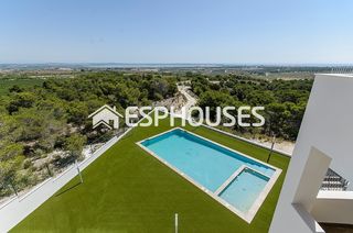 Maison à San Miguel de Salinas. Bungalows de nueva construcción en san miguel de salinas