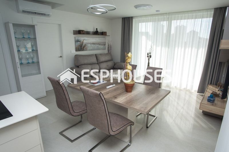 Foto 5e2be98e-0328-4669-98a4-0e63879fb50b. Appartement avec piscine dans cala Finestrat Finestrat