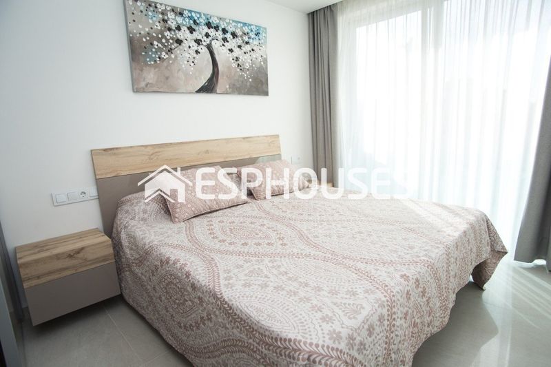 Foto 8c7bee55-390f-47b1-aa4a-6d2f344628e6. Appartement avec piscine dans cala Finestrat Finestrat