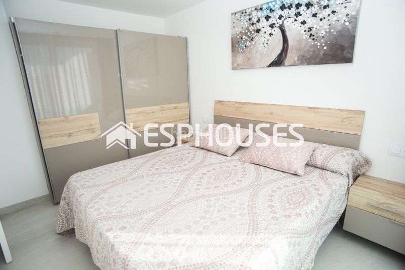 Foto 9d46bc37-e17b-4569-9dd9-aeb70e47f699. Appartement avec piscine dans cala Finestrat Finestrat