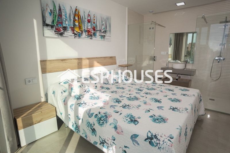 Foto b5bd01c4-75db-4407-9aa3-c1f003d2171d. Appartement avec piscine dans cala Finestrat Finestrat