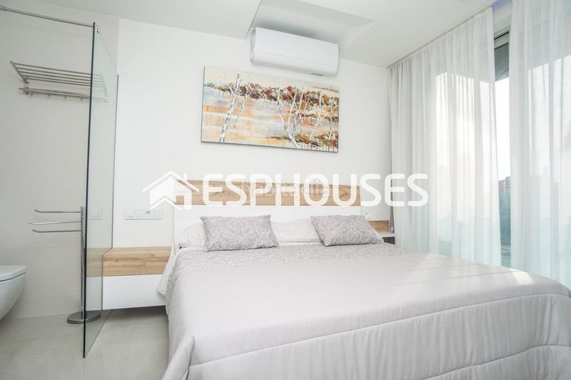 Foto ebf919f0-0c0f-4b04-86b7-88d2dd7f889b. Appartement avec piscine dans cala Finestrat Finestrat