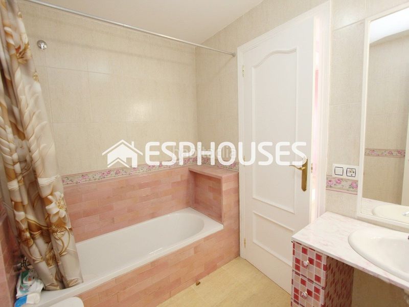 Foto c583d852-d493-45f2-a13a-ecb4b72c8278. Planta baixa amb calefacció piscina a L´Olla Altea
