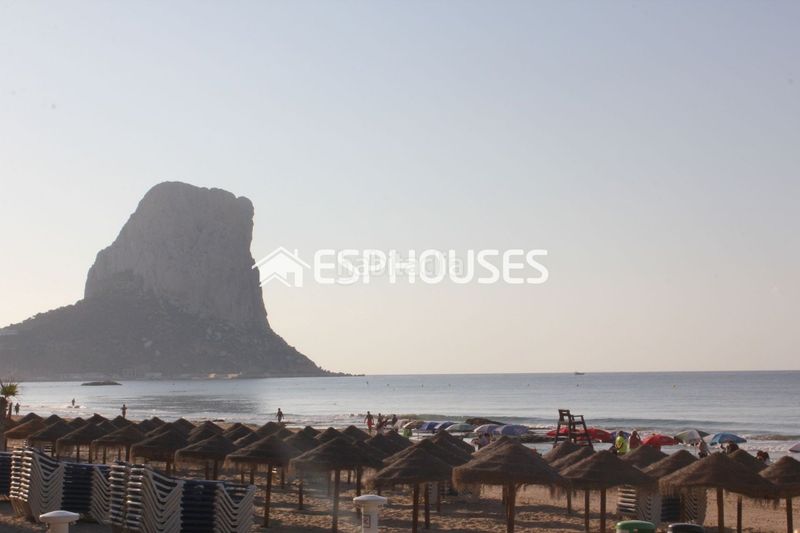 Foto 5258adf6-f2d4-42b3-9780-4c26d51be7a0. Xalet amb calefacció piscina a La Fustera Benissa