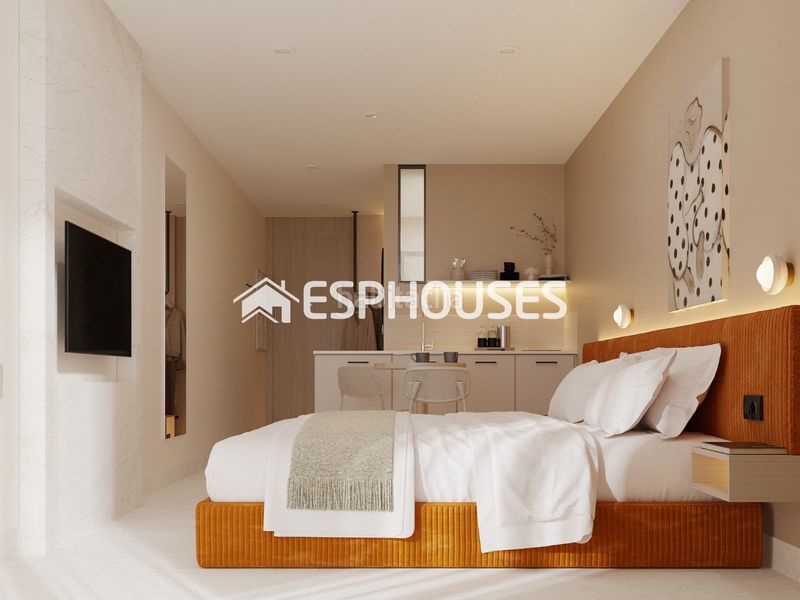 Foto f3c85089-add3-4e1d-a631-0784304a5315. Estudi amb piscina a Levante Alto Benidorm