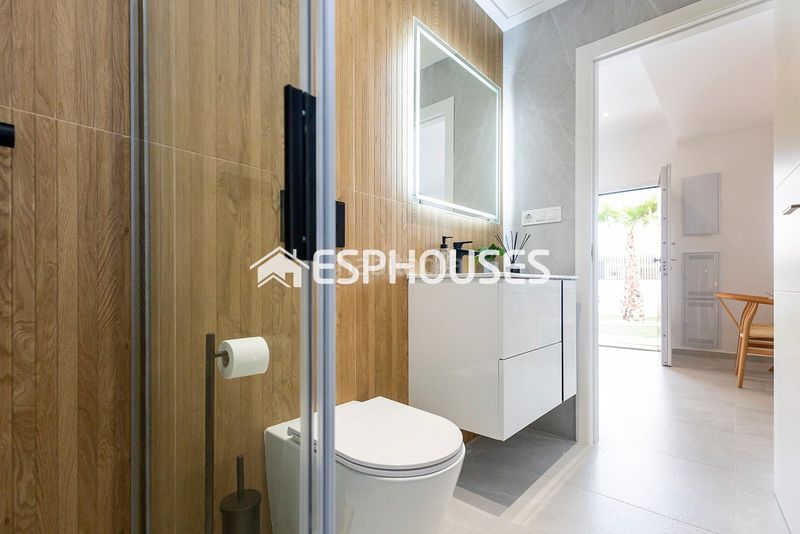 Foto 450f093d-c936-4812-bad6-78d1fe6abd5a. Casa amb piscina a Desamparados - Hurchillo - Torremendo Orihuela