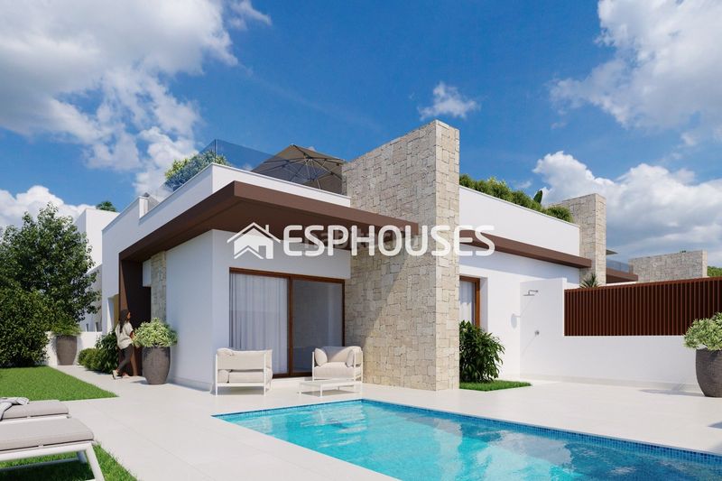 Foto 965e649f-ca6b-4aa0-995c-2a334310fc1f. Casa amb piscina a Desamparados - Hurchillo - Torremendo Orihuela