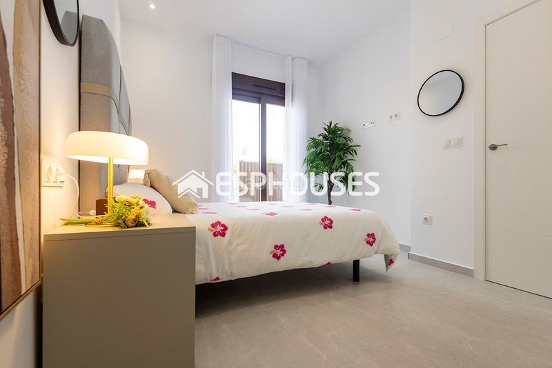 Foto adb6d72a-7c7f-4895-b385-9eddae2ca366. Casa amb piscina a Desamparados - Hurchillo - Torremendo Orihuela