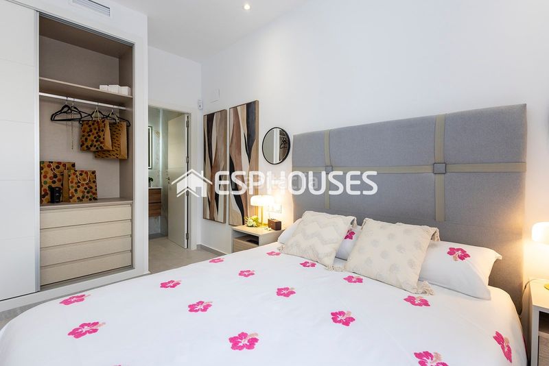 Foto df79c139-668d-421d-8b83-165ed40d09d2. Casa amb piscina a Desamparados - Hurchillo - Torremendo Orihuela