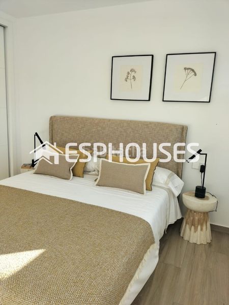 Foto 41a950ec-4ba9-4cf4-8dc5-e7e10d58f13f. Ground floor with pool in Desamparados - Hurchillo - Torremendo Orihuela