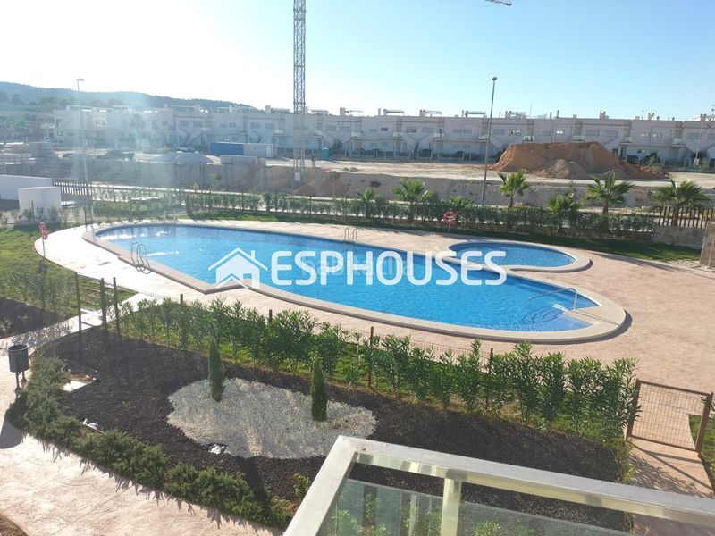 Foto 55857c18-ddbb-4213-9d38-dd1bd4b5bd2e. Ground floor with pool in Desamparados - Hurchillo - Torremendo Orihuela