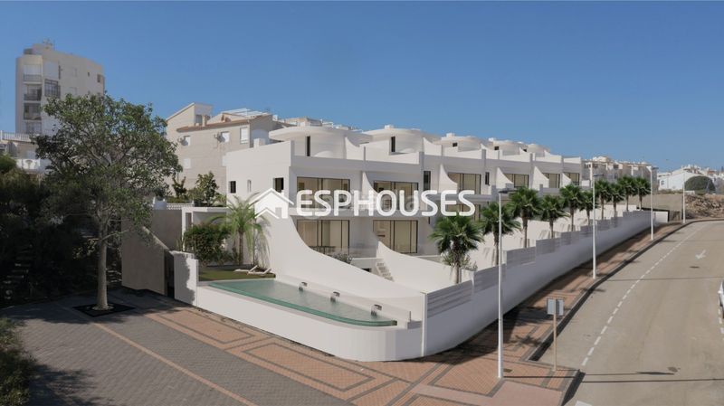 Foto ec8015f5-f213-4e43-9bf3-7a57d08f0b7f. Casa amb piscina a Cañada del Molino Torrevieja