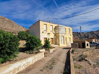 Masia a Orihuela Ciudad