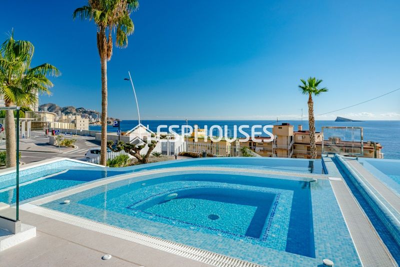 Foto 0e7c0c5d-12b7-40e9-ad6a-136c1cf1d864. Apartament amb calefacció piscina a Playa Poniente Benidorm