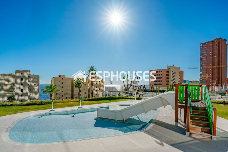Foto 6e84239c-dd80-4550-a0c2-a86610307695. Apartament amb calefacció piscina a Playa Poniente Benidorm
