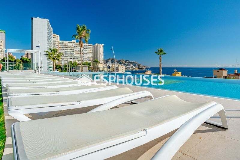 Foto 9e96c7e3-2184-4ae2-a045-12487eaeaacb. Apartament amb calefacció piscina a Playa Poniente Benidorm