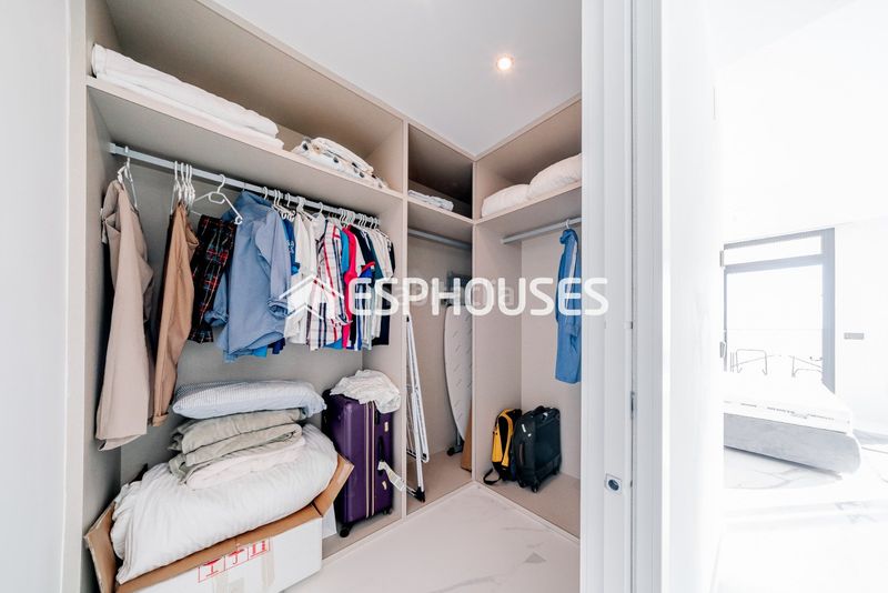 Foto b7502fac-faac-478f-a5b8-0d808cfee0d9. Apartament amb calefacció piscina a Playa Poniente Benidorm