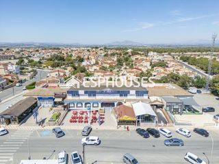 Geschäftsraum in San Fulgencio. Gran negocio en urbanización la marina