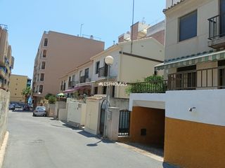 Doppelhaus in Pueblo. Chalet a 300 metros de la playa