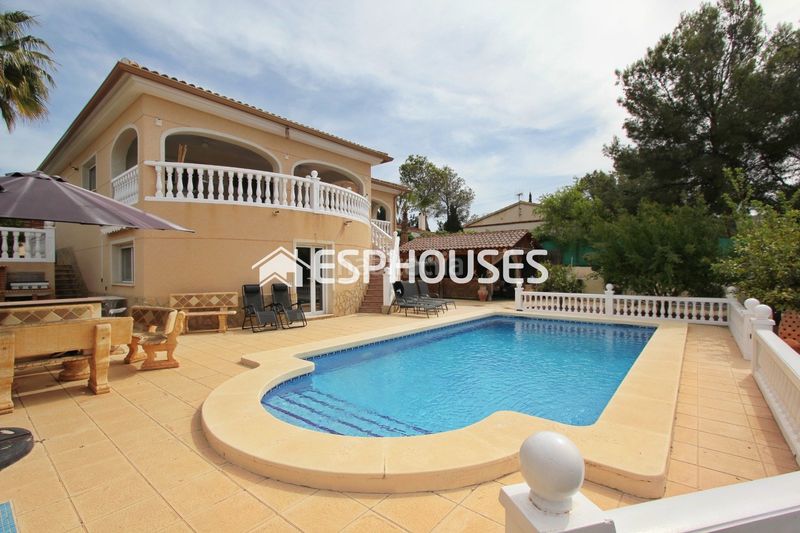 Foto e0efc6b9-b97d-45fd-b646-77426ed2dc97. Xalet amb piscina a Busot