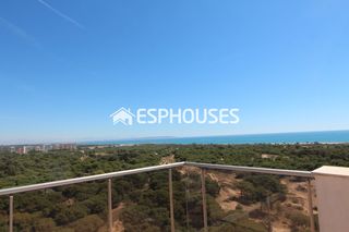 Àtic a Puerto Deportivo. Ático dúplex luminoso con impresionantes vistas abiertas al parq