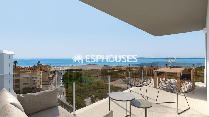 Foto 721c92d9-3b2a-48a5-8626-67a3623f38fc. Àtic amb piscina a Playa Tamarit-Playa Lissa Santa Pola