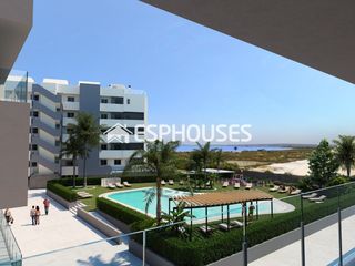 Ático en Playa Tamarit-Playa Lissa. Apartamento en santa pola a 150m de la playa