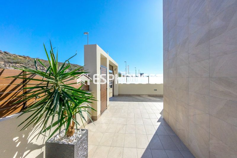 Foto 1b3ec985-2154-4837-a77d-4e9e0601f83d. Chalet with pool in Rojales hills - rosa bungalows Rojales