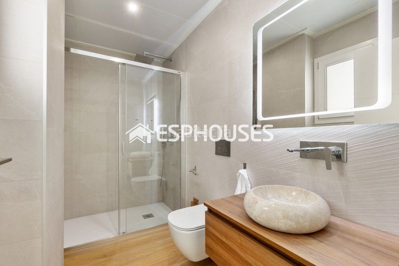 Foto 6895a00b-88c1-4580-954f-65350d1c5f0c. Chalet with pool in Rojales hills - rosa bungalows Rojales