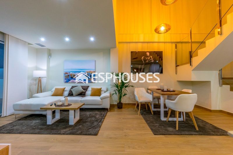 Foto c5c0618d-b6fb-4a25-a4a3-db1fbd7a1854. Chalet with pool in Rojales hills - rosa bungalows Rojales